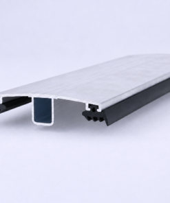 Aluminijast pokrivni profil z gumi tesnili, širine 60 mm (tip starivezni)